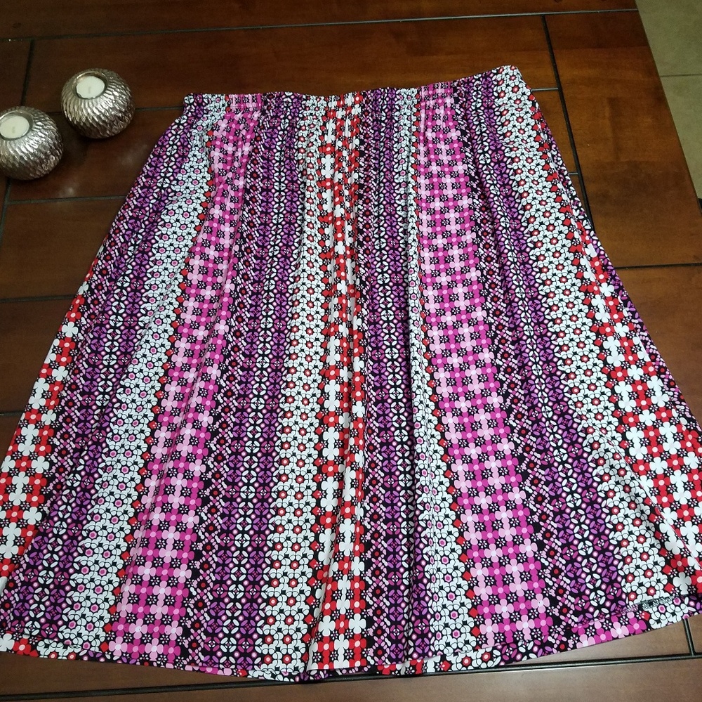Floral Skirt with Pockets